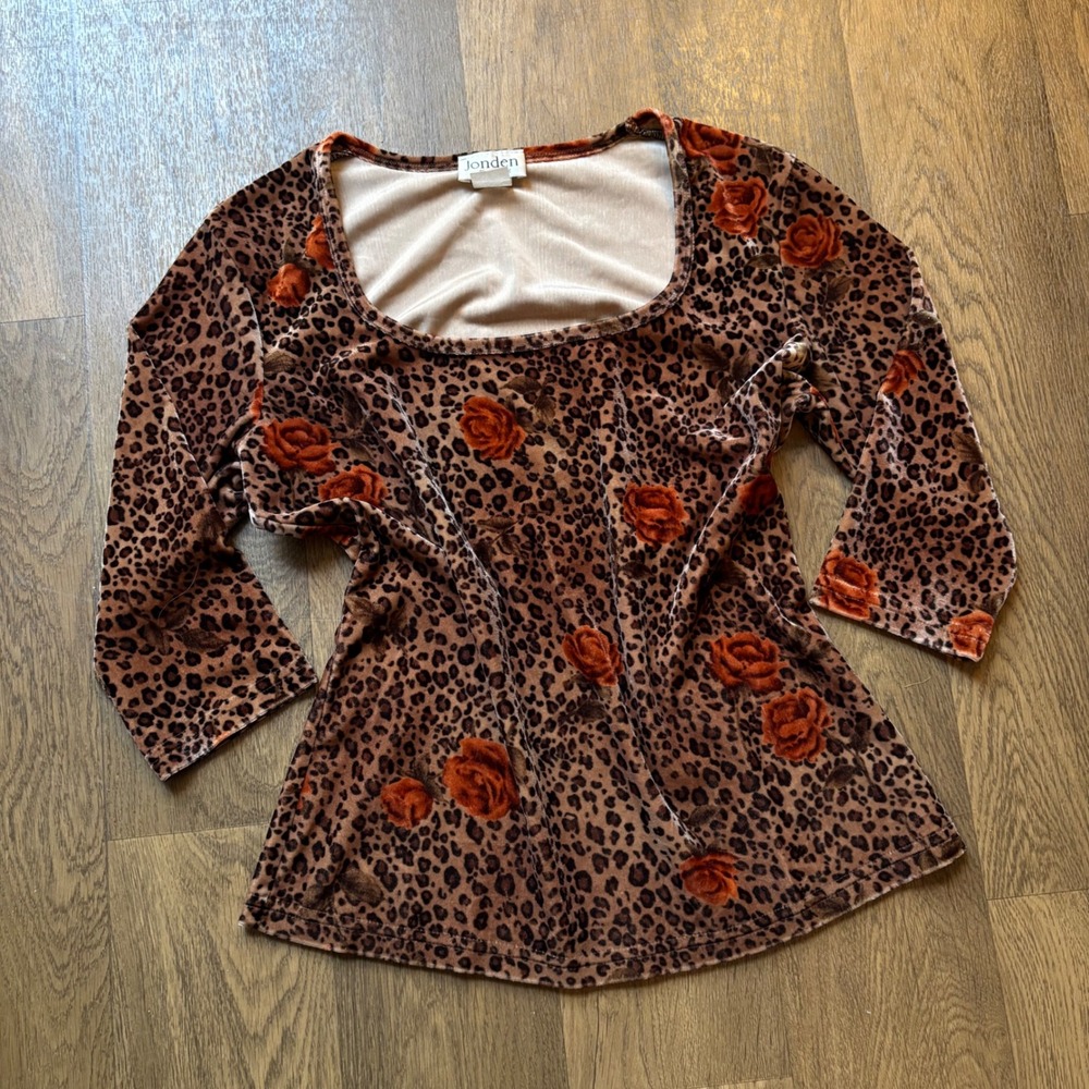 Vtg 90's Jonden Womens Velvet Leopard and Rose Print Scoop Neck 1/4 Sleeve Top